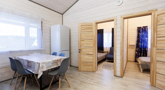 5 Bukhta Sorola Private house, Prenota Casa vacanze Hotel a Carelia con parcheggio, Parcheggio