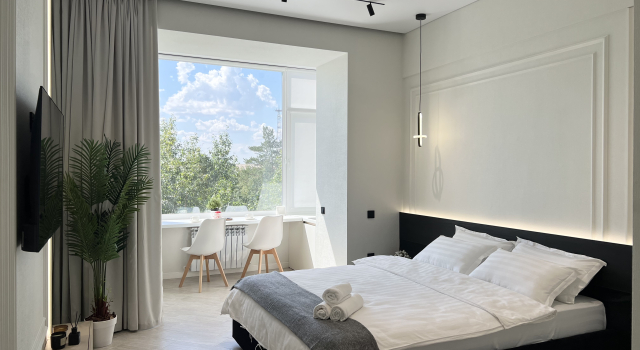 Lux Smart #8 Apartments, Book Lejlighed Hoteller i Pavlodar Region med parkering, Parkering