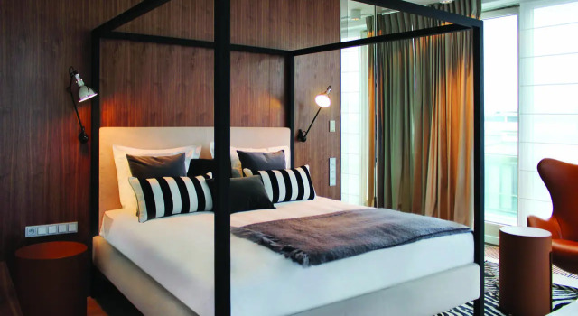 Двухместный полулюкс Signature H15 Boutique Hotel, Warsaw, a Member of Design Hotels