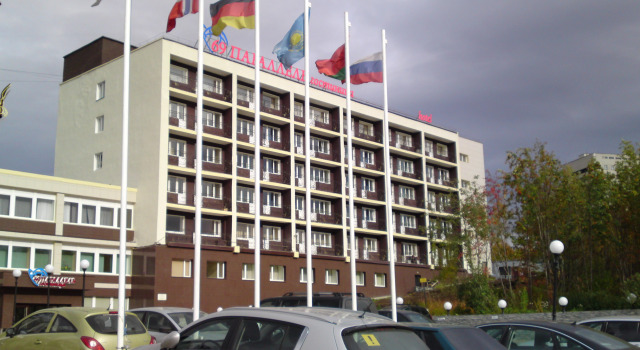 Гостиница 69 параллель