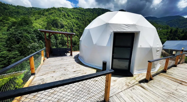 Kaledome orman evleri Glamping, Réserver Camping Camping et glamping à Rize, Camping