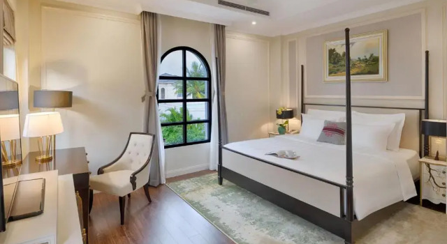 Вилла с собственным бассейном с входом в парк Deluxe Family Nautilus с 4 спальнями Vinpearl Wonderworld Phu Quoc