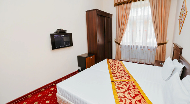 Standard Doppel Zimmer Yangi Sharq