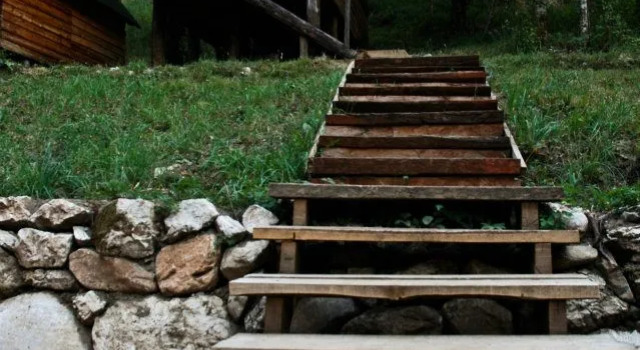 Бунгало с балконом и с красивым видом из окна Гостевой Дом GRAB ethno village and camp