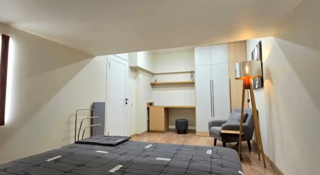 Yevrodvushka V Stile Loft Na Profsoyuznoy Apartments, Rezervovat Apartmán Hotely v Moskva s parkováním, poblíž Akademicheskaya Metro Station, Parkování