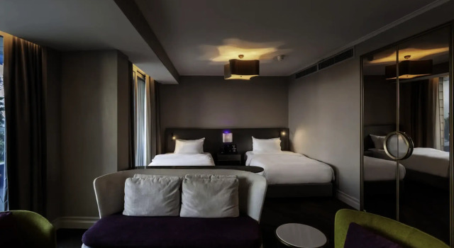 Полулюкс с балконом и с видом на сад Radisson Blu Hotel Istanbul Ottomare