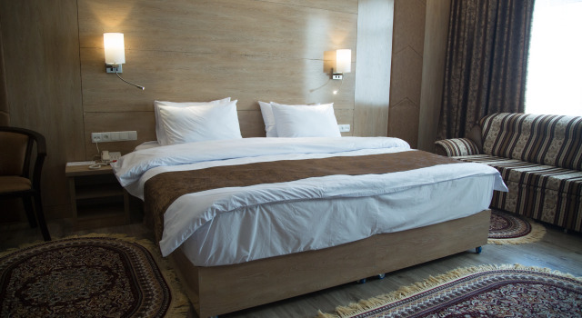 Двухместный люкс с балконом Hotel Uzbekistan