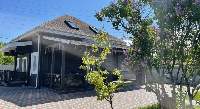 Dacha U Morya Private House, Book Feriehus Villaer i Yantarny, Villa