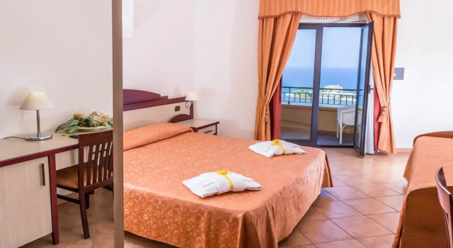 Номер Standard Отель Nettuno Palace