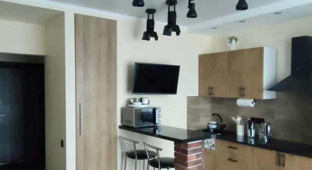 Odnokomnatnaya Studiya V Stile Loft Na 10 Etazhe Flat, Prenota Appartamento Omsk Omsky District