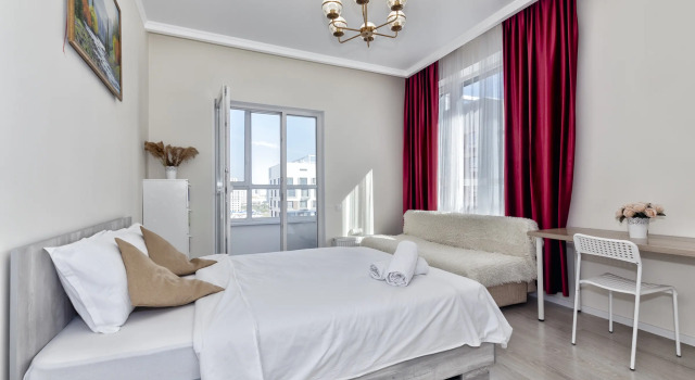 Trekhkomnatnye S Vidom Na Expo Shar Apartments, Rezerwuj Apartament Astana Kazachstan
