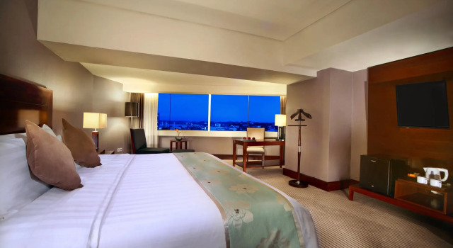 Двухместный полулюкс Aston Samarinda Hotel and Convention Center