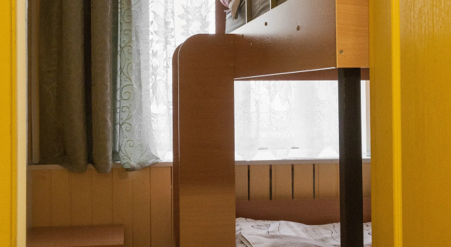 Кровать в общем номере Хостел Тихое Место