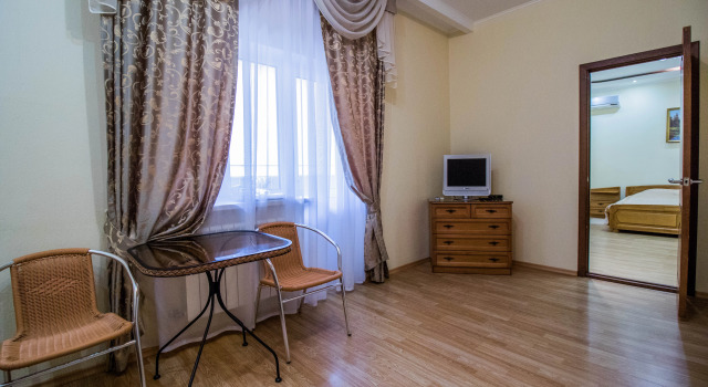 Двухместный номер Comfort с балконом Отель Москва