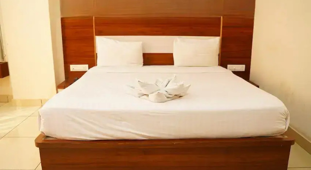 Hotel Aaradhya, Забронировать Отель Отели штата Раджастхана 4 звезды, 4*