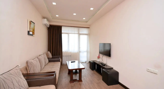 Perte House on Tsitsernakaberdi Xchuci 1/2 Apartments, Varaa Huoneisto Jerevan Armenia, lähellä Hrazdan Stadium