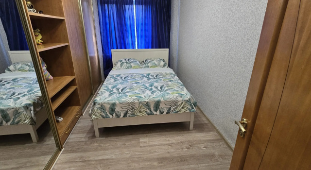 Rusapartments 2 komnatnaya Flat, Buchen Sie Ferienwohnung Hotels in Oblast Moskau mit Parkplatz, Parkplätze
