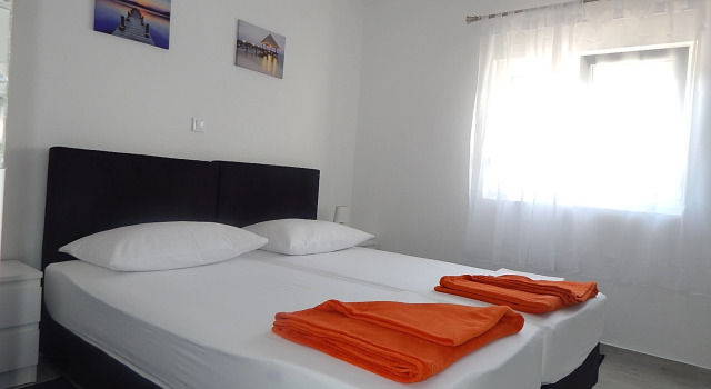 Гостевой Дом Holiday House Domino, Забронировать Гостевой дом Отели Рогозница с бассейном, Бассейн
