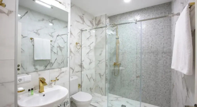 Семейный номер Standard Royal Inn