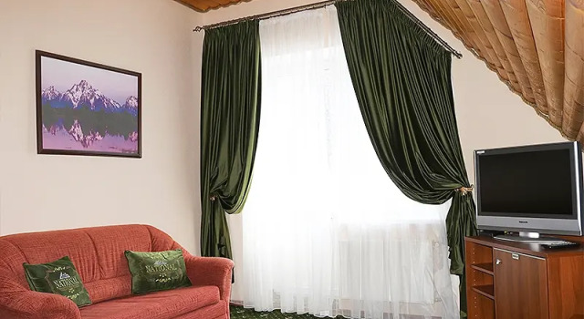 Люкс Мансардный с балконом и с красивым видом из окна Националь