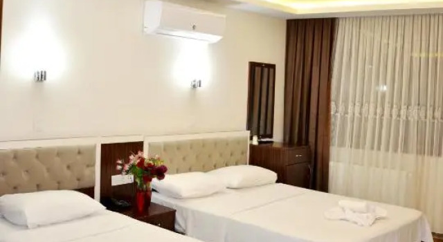 Трёхместный номер Standard Hotel Grand Mark