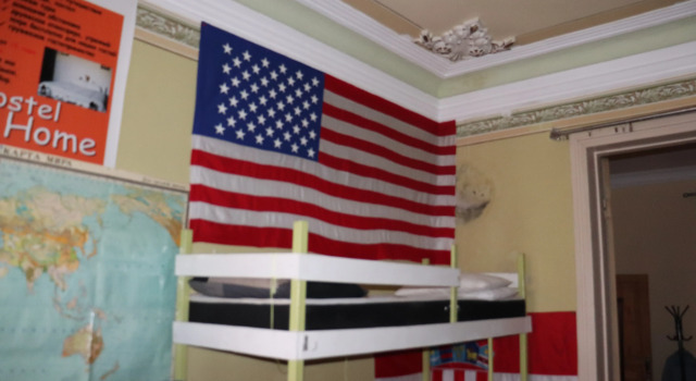 Кровать в общем номере с балконом Гостевой дом Picnic hostel