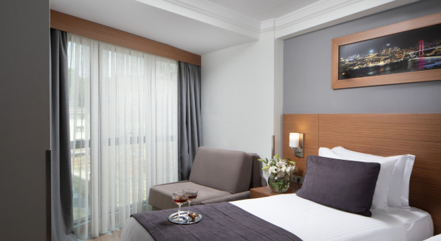 Трёхместный номер Superior с видом на город Отель Orka Royal Hotel & Spa