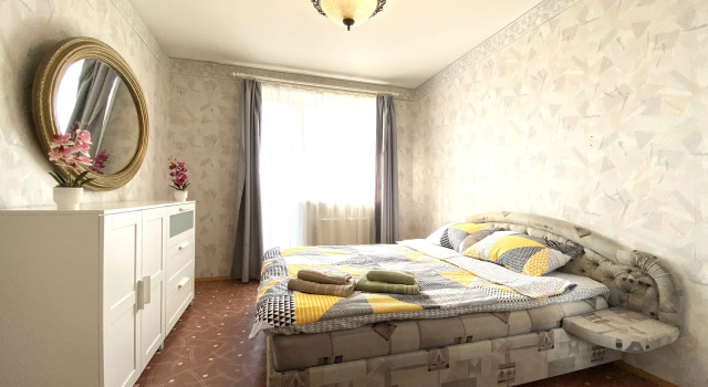 Kvartira U Metro Grazhdanskiy Prospekt Apartments, Book Lejlighed Hoteller i Sankt Petersborg med parkering, nær Grazhdansky Prospekt Metro Station, Parkering