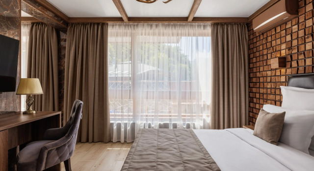 Двухместный полулюкс с балконом и с видом на горы Stellar Collection Chalet Krasnaya Polyana