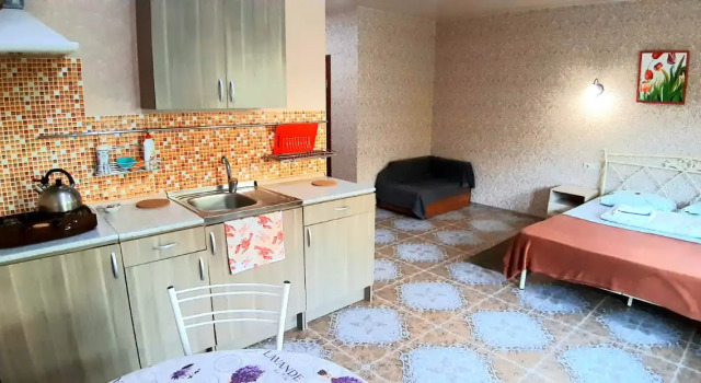 Трёхместный номер Superior с балконом Жилое помещение ApartKudepsta