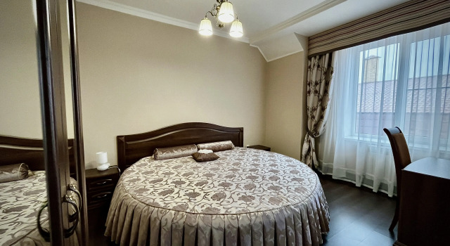 Uyutnaya Studiya  V Khoroshiy Lokatsii Apartments, Prenota Appartamento Astrachan' Astrakhan Region