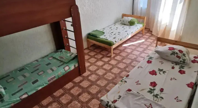 Семейный номер Comfort с балконом Меблированные Комнаты НикОля