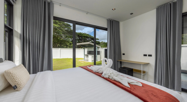 Вилла Курортный отель Akara Pool Villas Phuket by Tropic Look