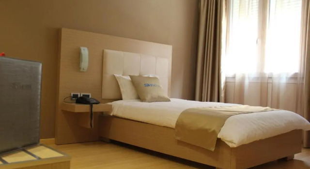 Одноместный номер Standard Sky 2 Hotel Tirana