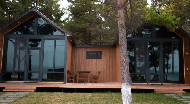Bungalow parvekkeella merinäköala Bungalow All Seasons Sevan