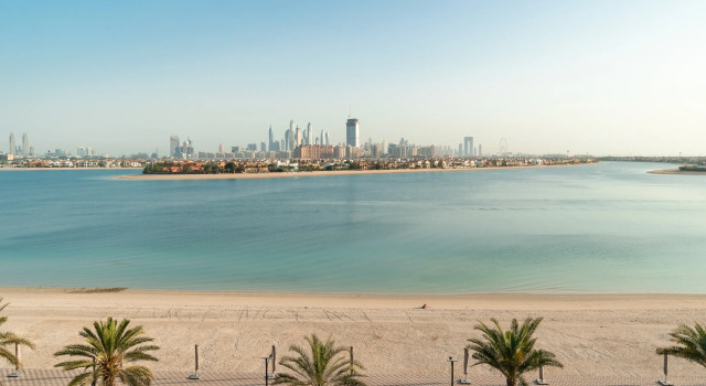 Апартаменты Luxury с 3 комнатами с балконом и с видом на море Апартаменты globalstay на берегу моря на Палм Джумейра c частным пляжем