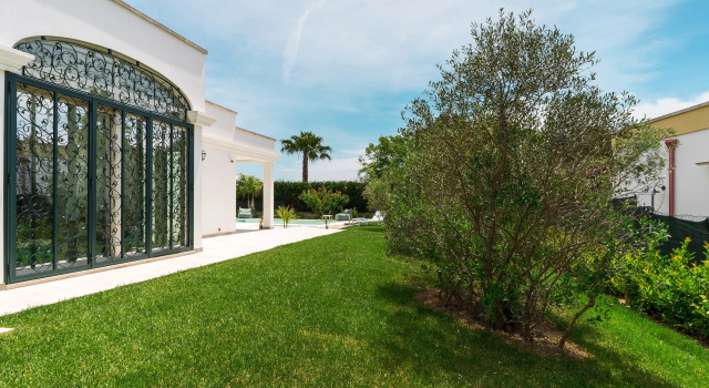 Claudia Villa, Book Villa Cottages in Matino, Cottage