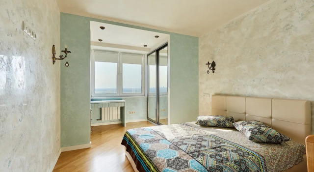 Апартаменты с балконом и с красивым видом из окна Апартаменты LUX Apart Minsk