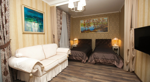 Двухместный номер Deluxe с балконом Hotel "Mandarin Clubhouse"