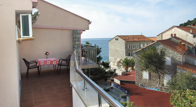 Oaza 1 Studios 1/4 Apartments, Varaa Huoneisto Petrovac 