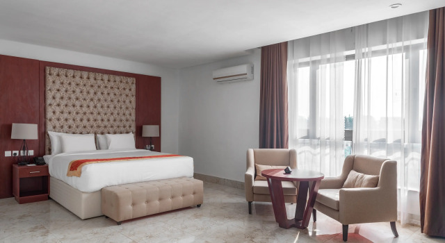 JOHNWOOD HOTEL by Bolton, Book Hotel Hotels in AbujaMun with Parking, Parking
