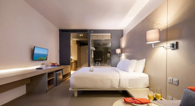 Двухместный номер Superior с балконом и с видом на море The Yama Hotel Phuket