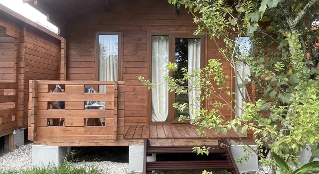Akatsiya Guest House, Varaa Matkakoti Suhumi Abhasia