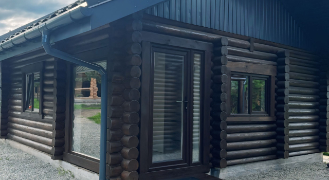 Uyutny Private House, Prenota Casa vacanze Hotel a Repubblica dell'Altaj con parcheggio, Parcheggio