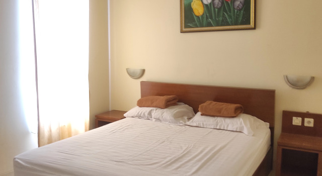 Номер Standard Adiputra Guesthouse Tata Bumi by HomiQ