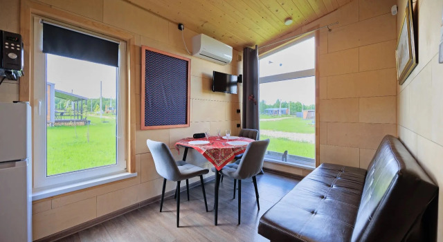 KLYUKVA - Shablykino Pole Private house, Đặt Nhà nghỉ dưỡng Khách sạn ở Golden Ring có chỗ đỗ xe, Bãi đậu xe