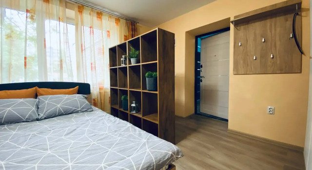 Двухместная студия Апартаменты Room-Room Хользунова 38