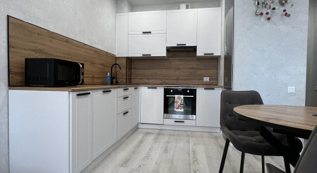 Yevro dvushka na Planete 13 etazh Flat, Rezervovat Apartmán Hotely v Bashkortostan s parkováním, Parkování