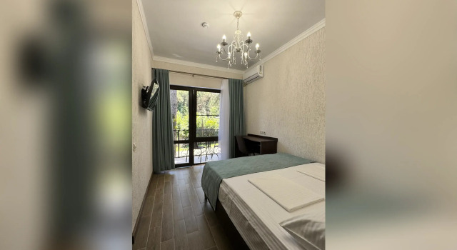 Двухместный номер Standard с балконом Отель Sezam Hotel