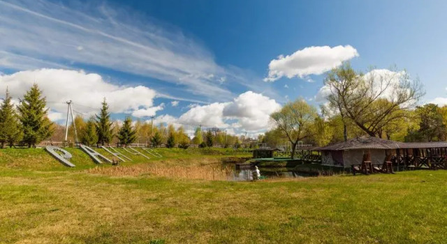 Rancho Hotel, Book Hotel Hoteller i Dmitrovsky District med parkering, Parkering
